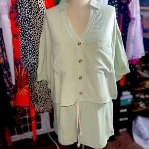 New 2 piece shorts and top baby Mint green color